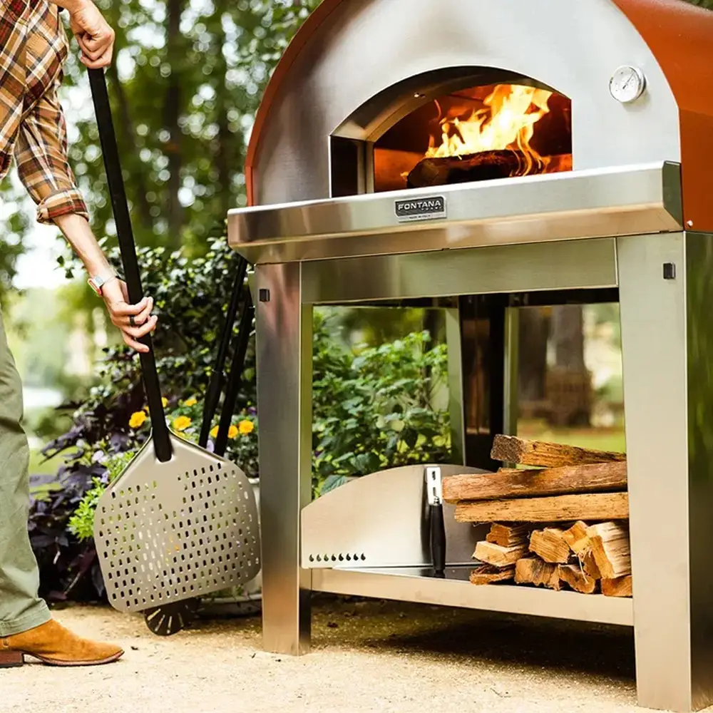 Pizza oven fire